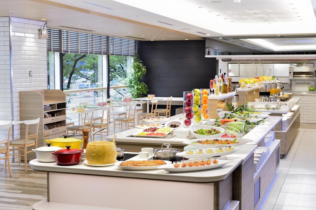 Hotel Nikko Fukuoka Fukuoka  Dış mekan fotoğraf A buffet in Japan