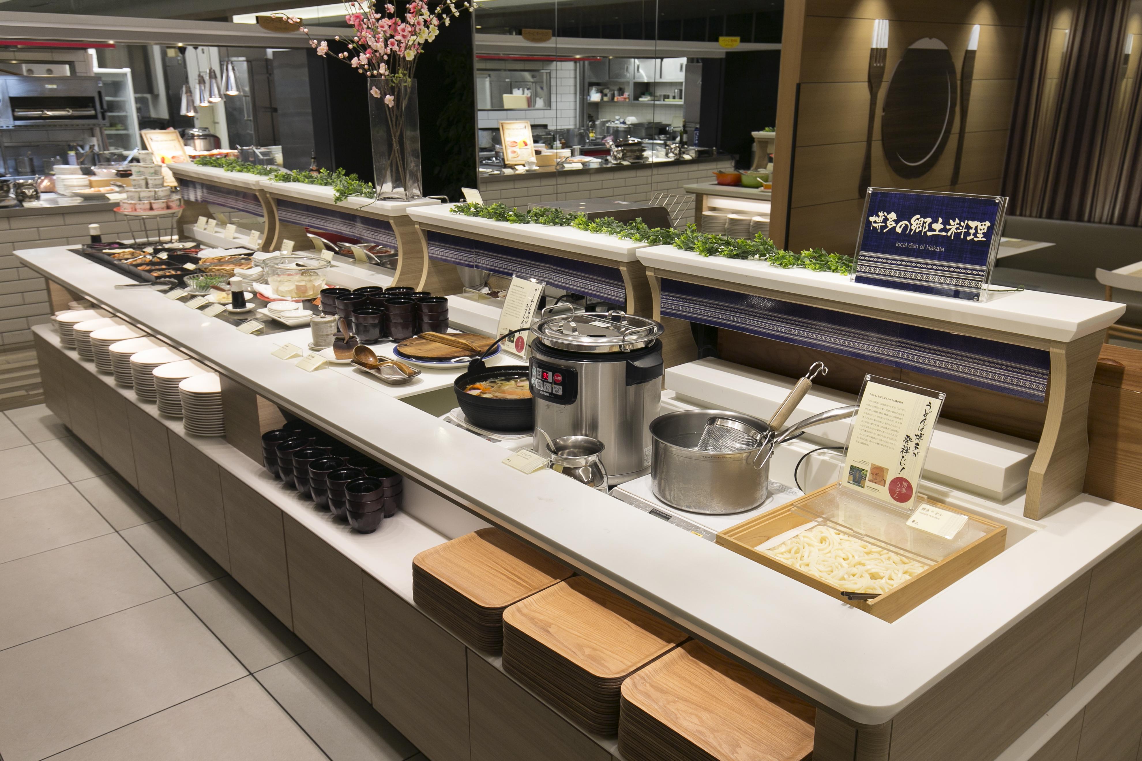 Hotel Nikko Fukuoka Fukuoka  Dış mekan fotoğraf A buffet at a restaurant