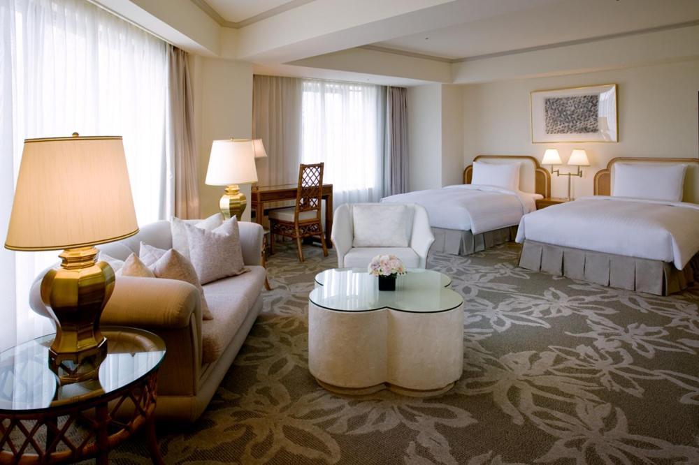 Hotel Nikko Fukuoka Fukuoka  Dış mekan fotoğraf A suite at the Mandarin Oriental, Tokyo